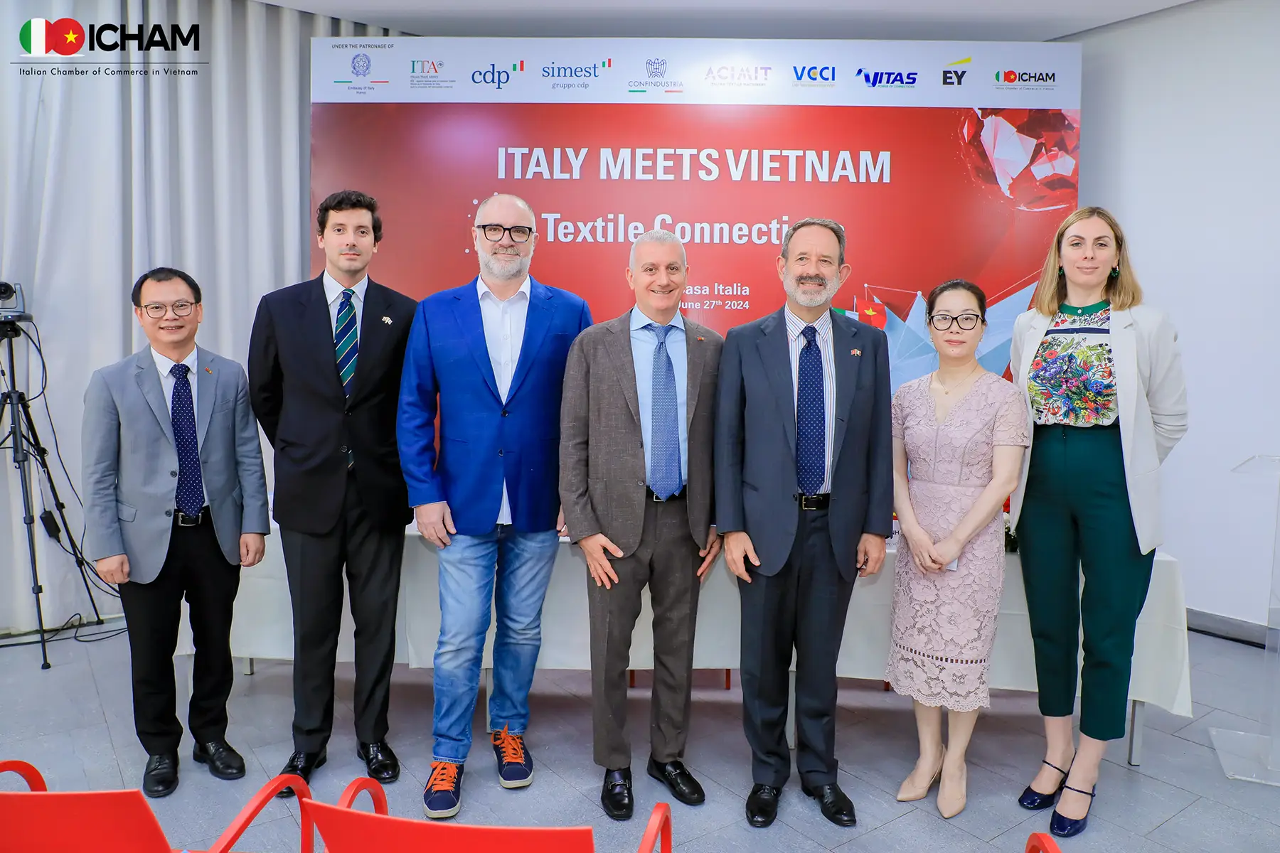 Madex Srl - Produzione Abbigliamento capispalla - ITALY MEETS VIETNAM - TEXTILE CONNECTIONS 2024